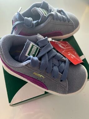 New Puma baby suede sneakers size 5